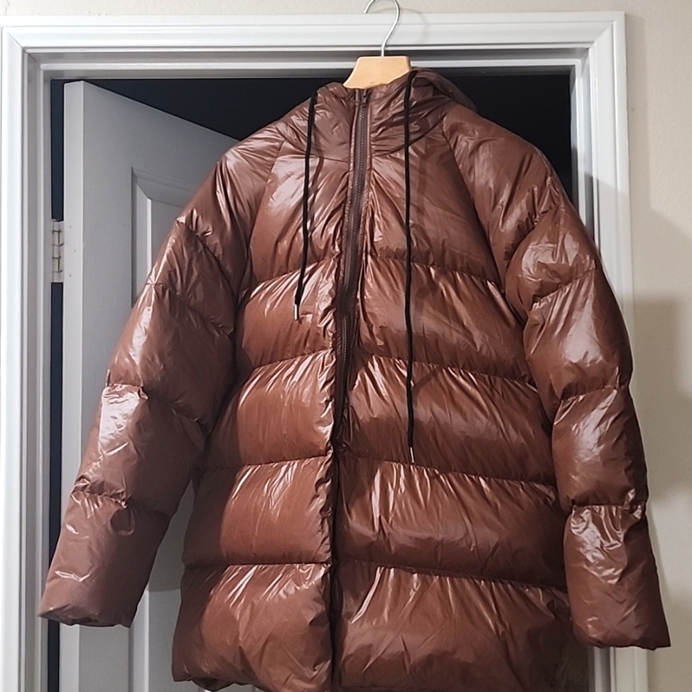 Puffer Jacket in Chocolate size 0XL